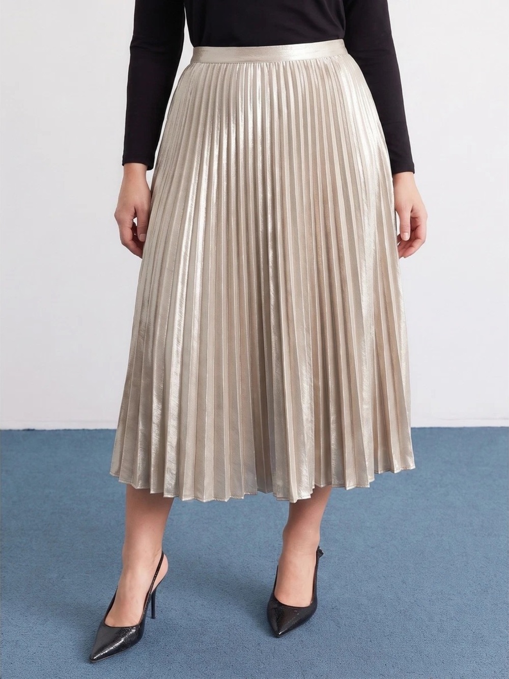 Zara Metallic Pleated Midi Skirt in Champagne Gold